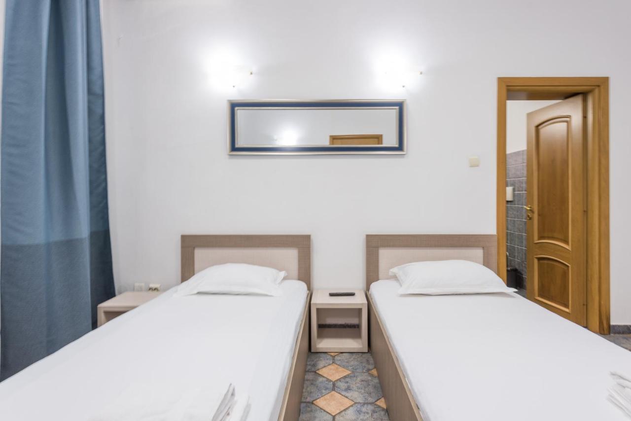 Nightlife Apartment